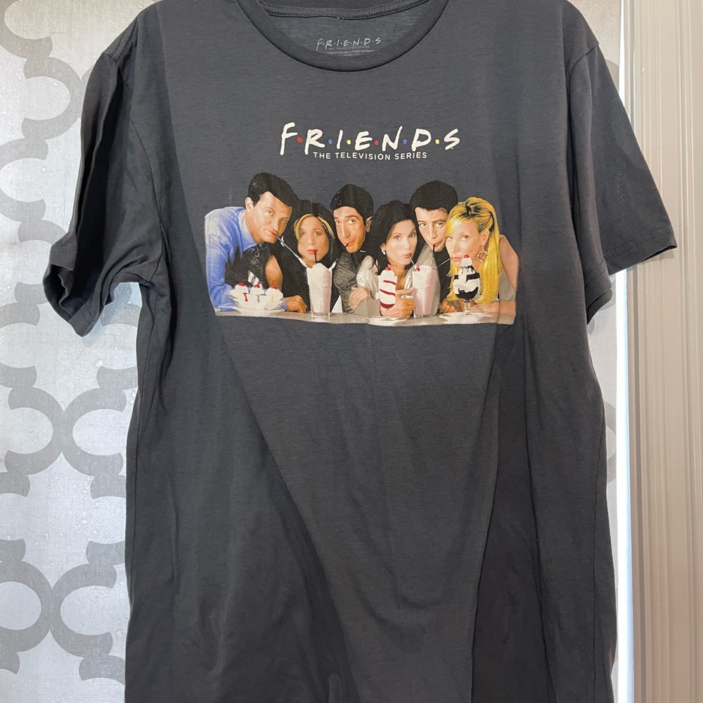 Size medium friends T-shirt